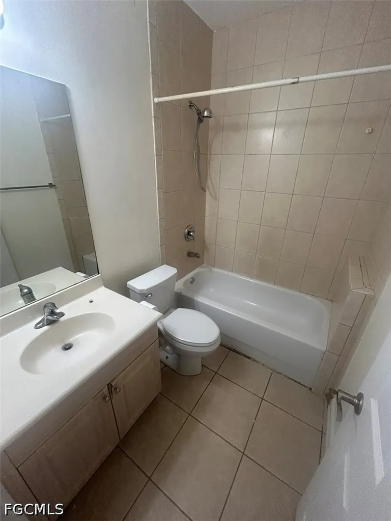 2500 Storter Avenue Naples FL 34112