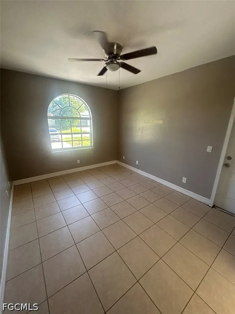 2500 Storter Avenue Naples FL 34112