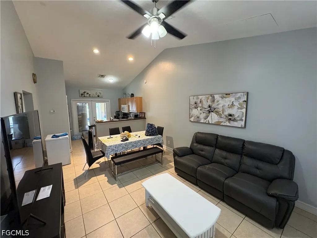 2500 Storter Avenue Naples FL 34112