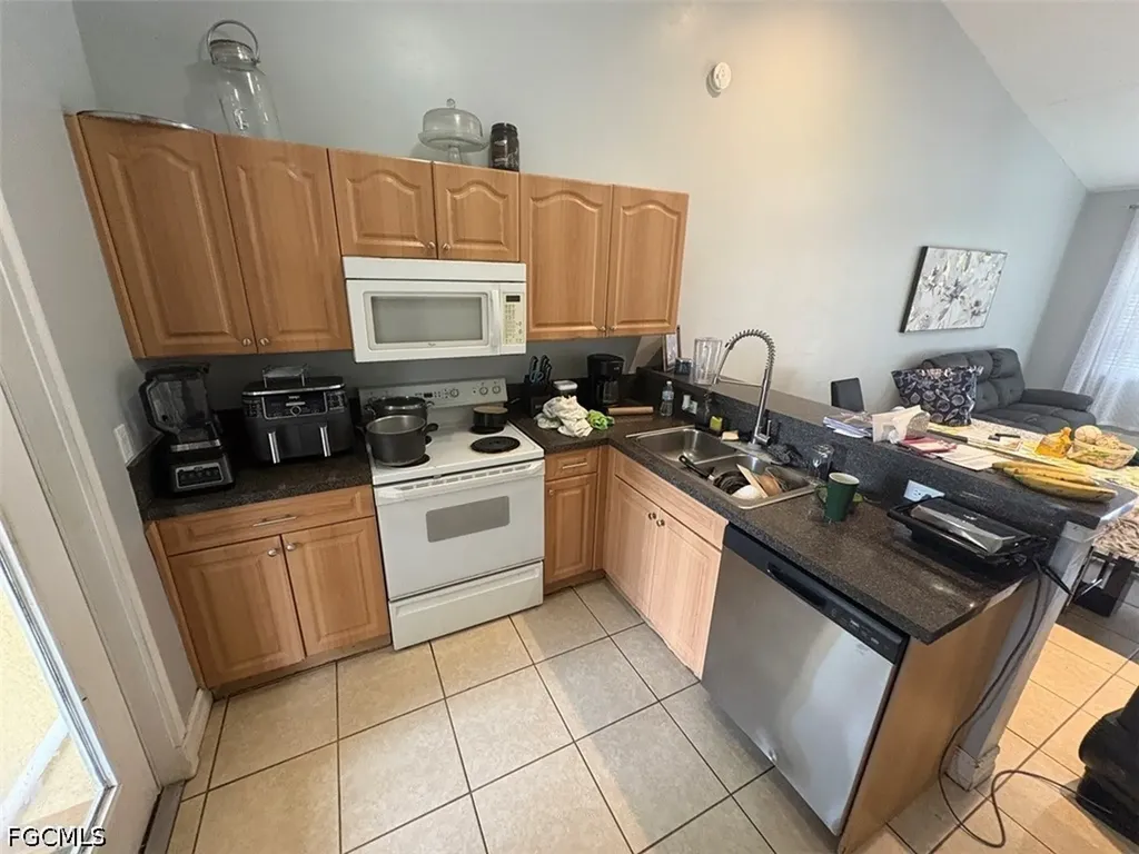2500 Storter Avenue Naples FL 34112