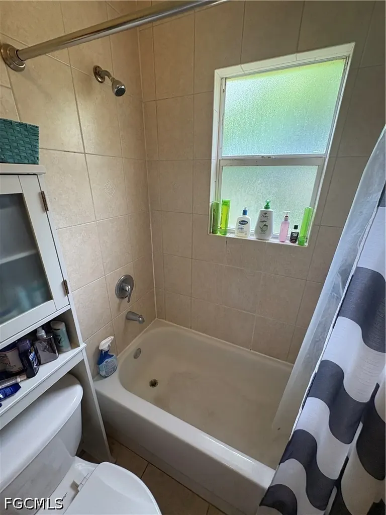 2500 Storter Avenue Naples FL 34112