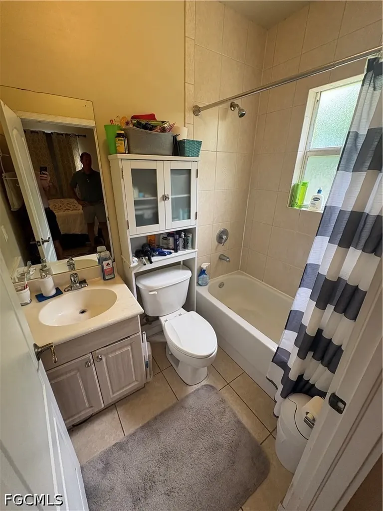 2500 Storter Avenue Naples FL 34112