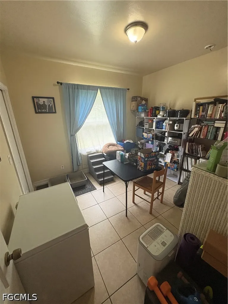 2500 Storter Avenue Naples FL 34112