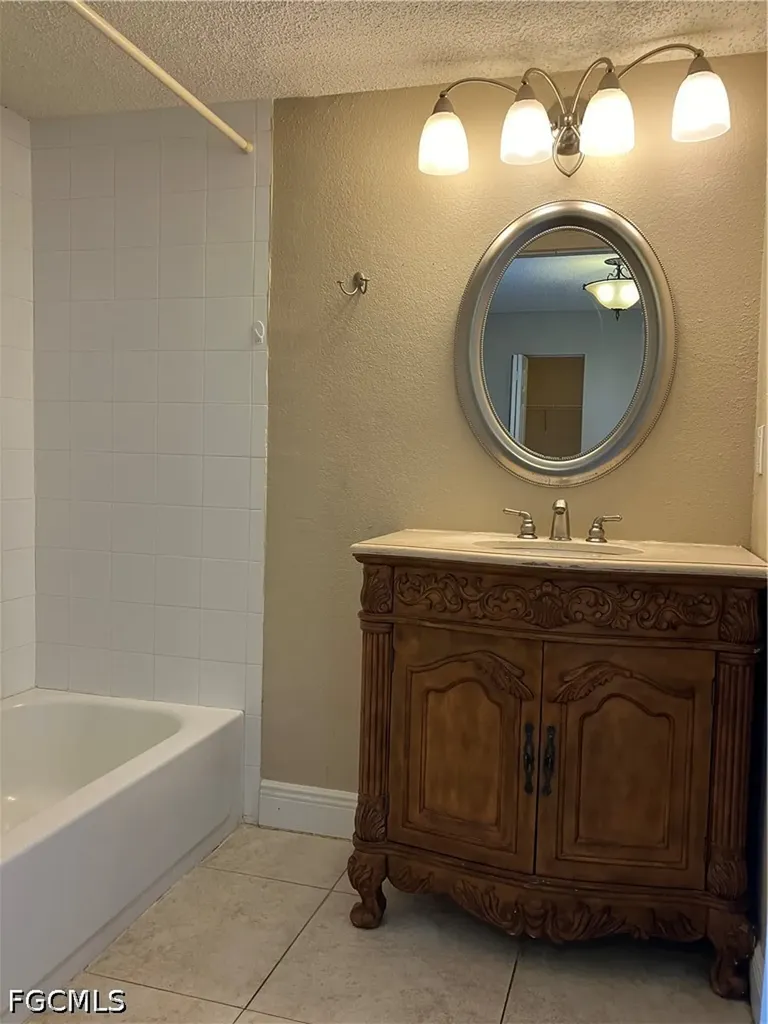 12540 Equestrian Circle Fort Myers FL 33907