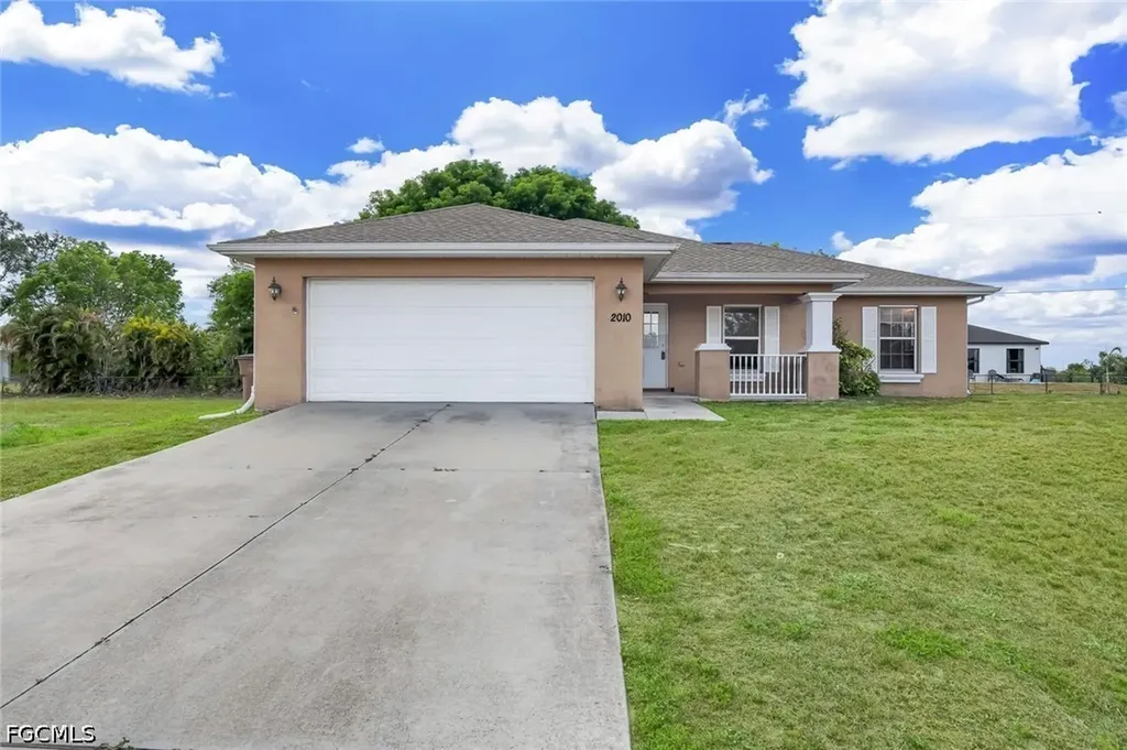 Cape Coral FL, 2010 NE 13th Place