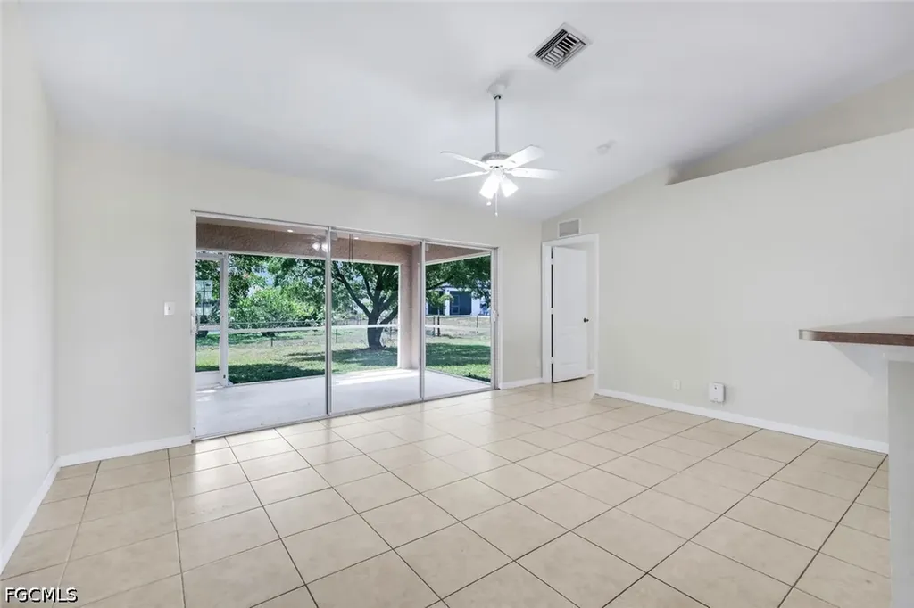 2010 NE 13th Place Cape Coral FL 33909