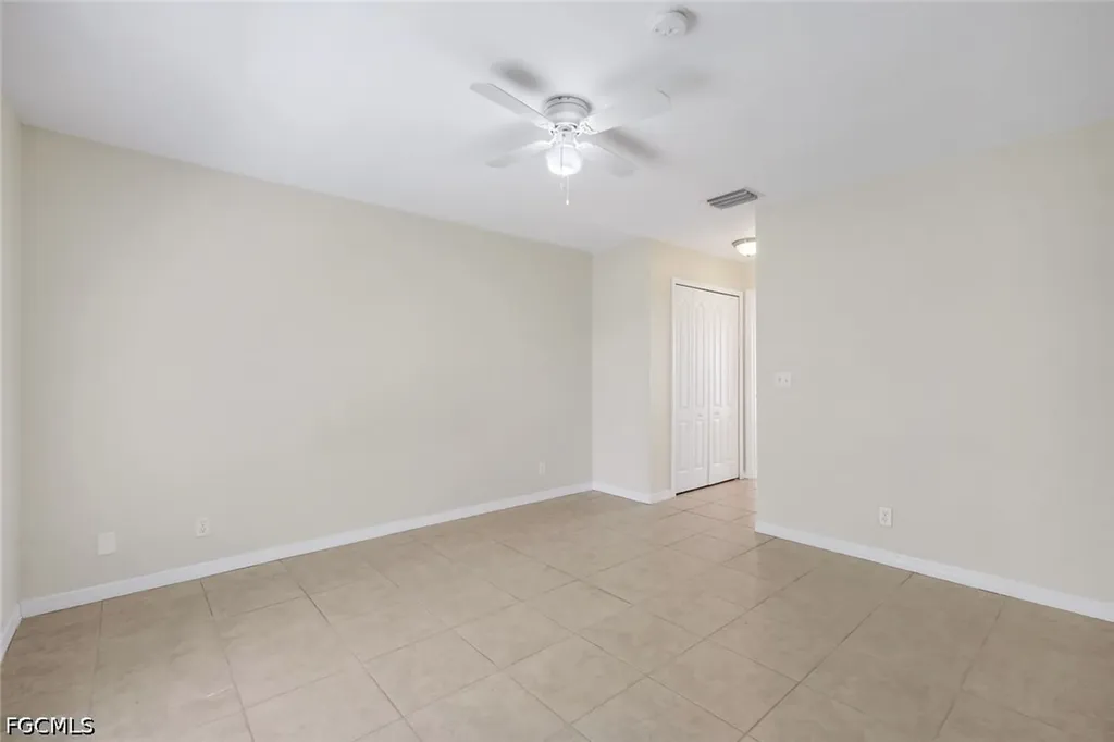 2010 NE 13th Place Cape Coral FL 33909