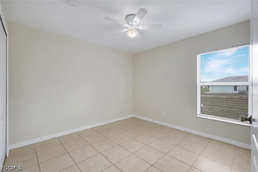 2010 NE 13th Place Cape Coral FL 33909