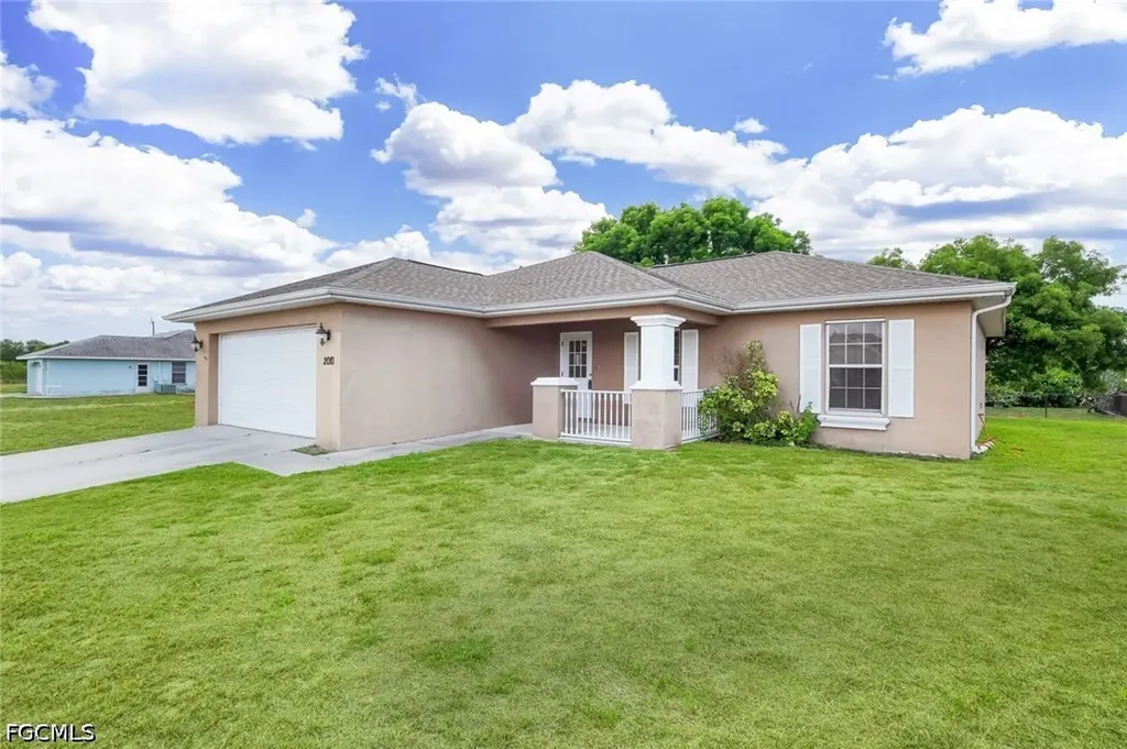 2010 NE 13th Place Cape Coral FL 33909