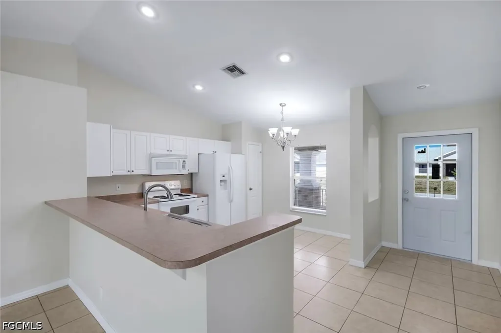 2010 NE 13th Place Cape Coral FL 33909