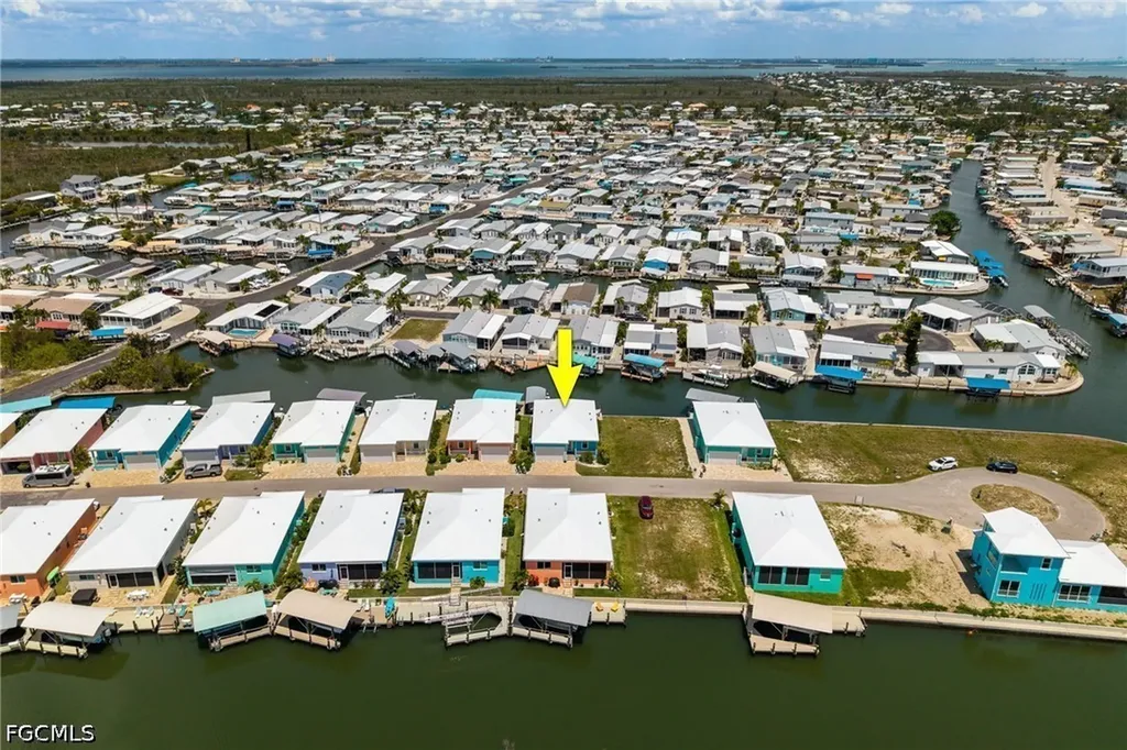 3026 Trawler Lane St. James City FL 33956