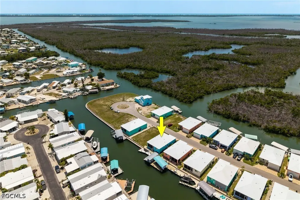 3026 Trawler Lane St. James City FL 33956
