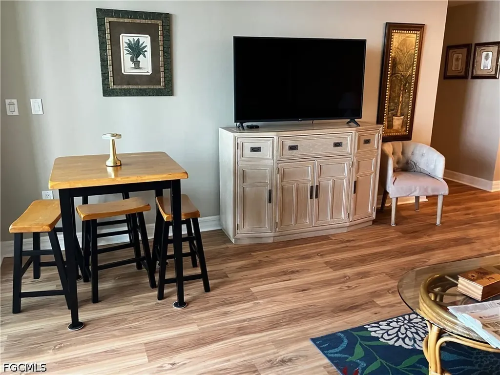2797 1st Street Fort Myers FL 33916