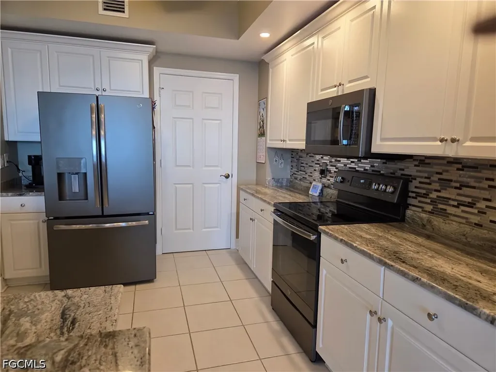 2797 1st Street Fort Myers FL 33916