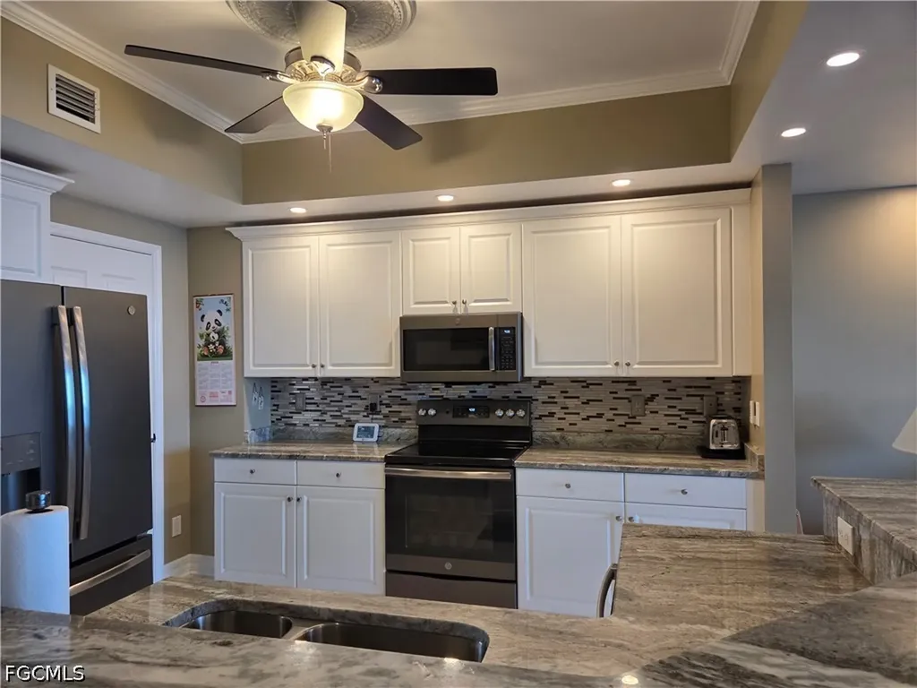 2797 1st Street Fort Myers FL 33916