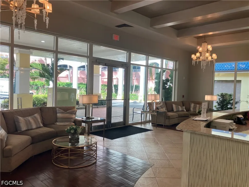 2797 1st Street Fort Myers FL 33916