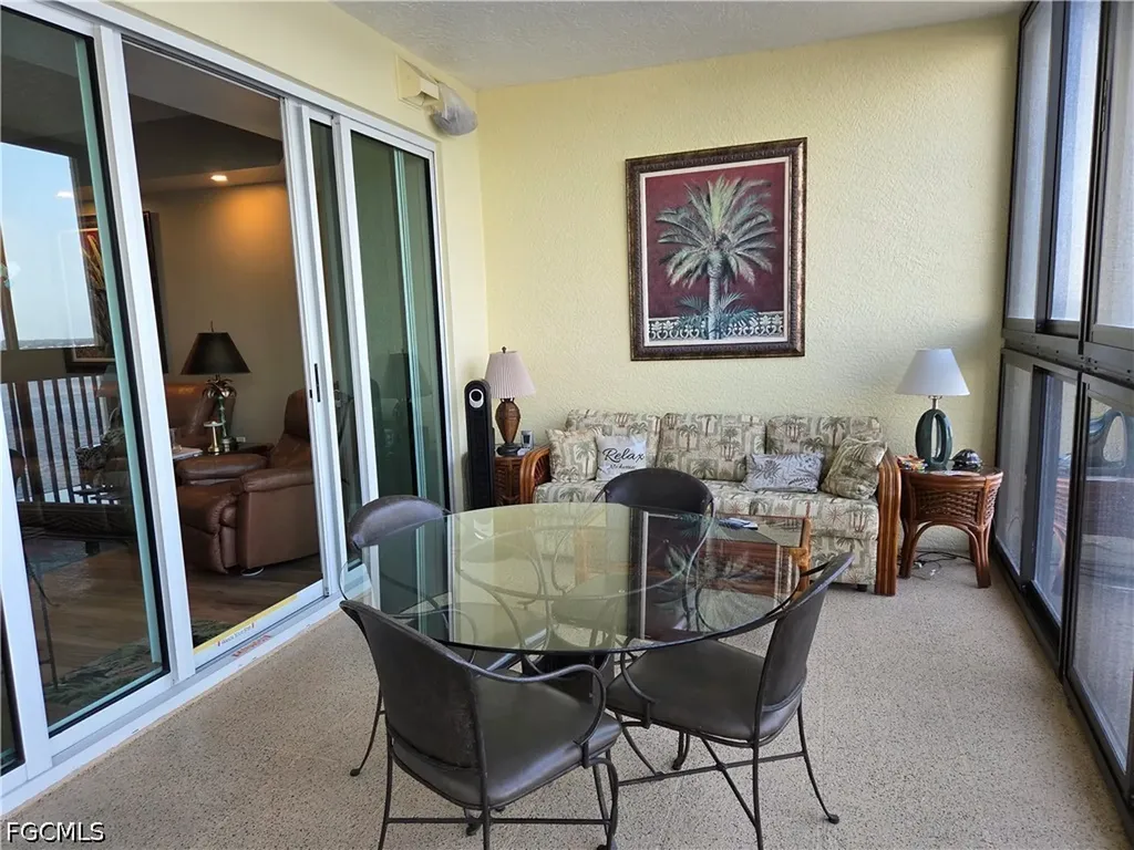 2797 1st Street Fort Myers FL 33916