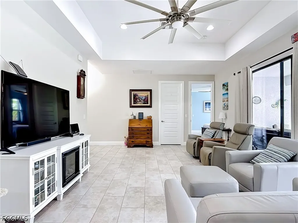 1734 SW 18th Street Cape Coral FL 33991