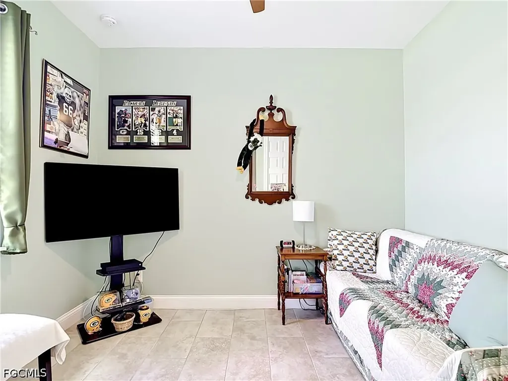 1734 SW 18th Street Cape Coral FL 33991