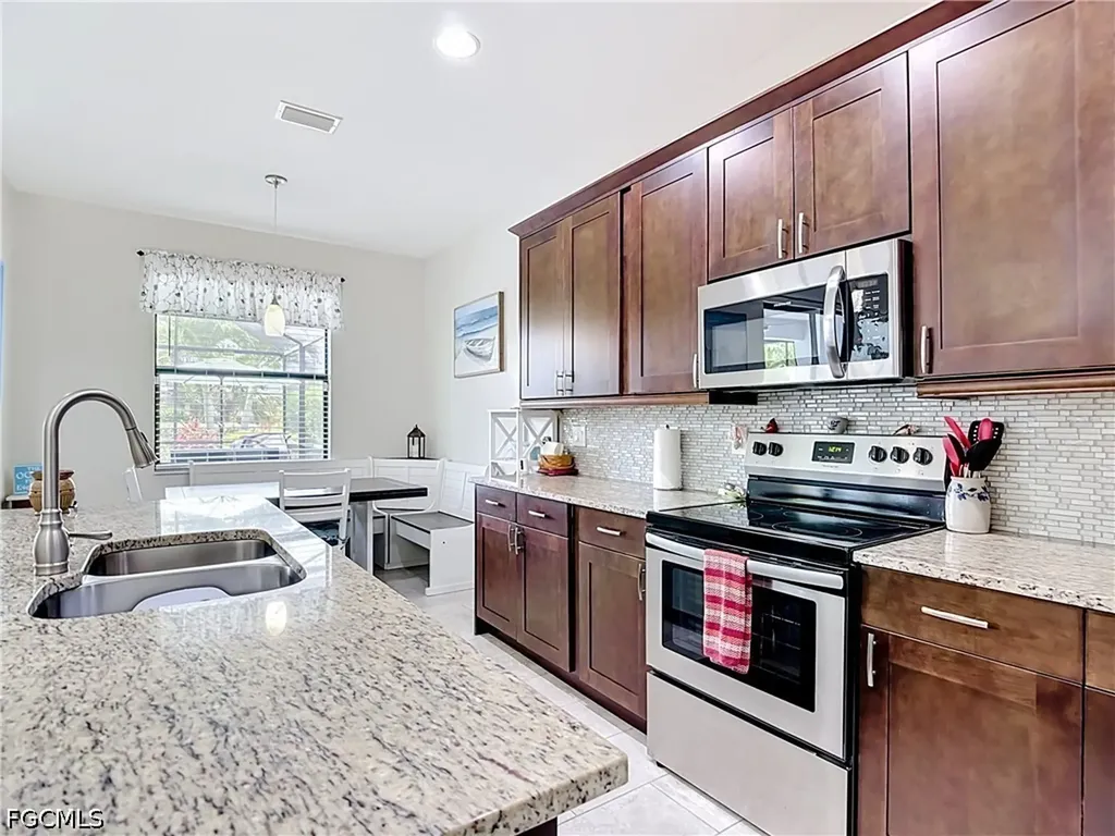 1734 SW 18th Street Cape Coral FL 33991