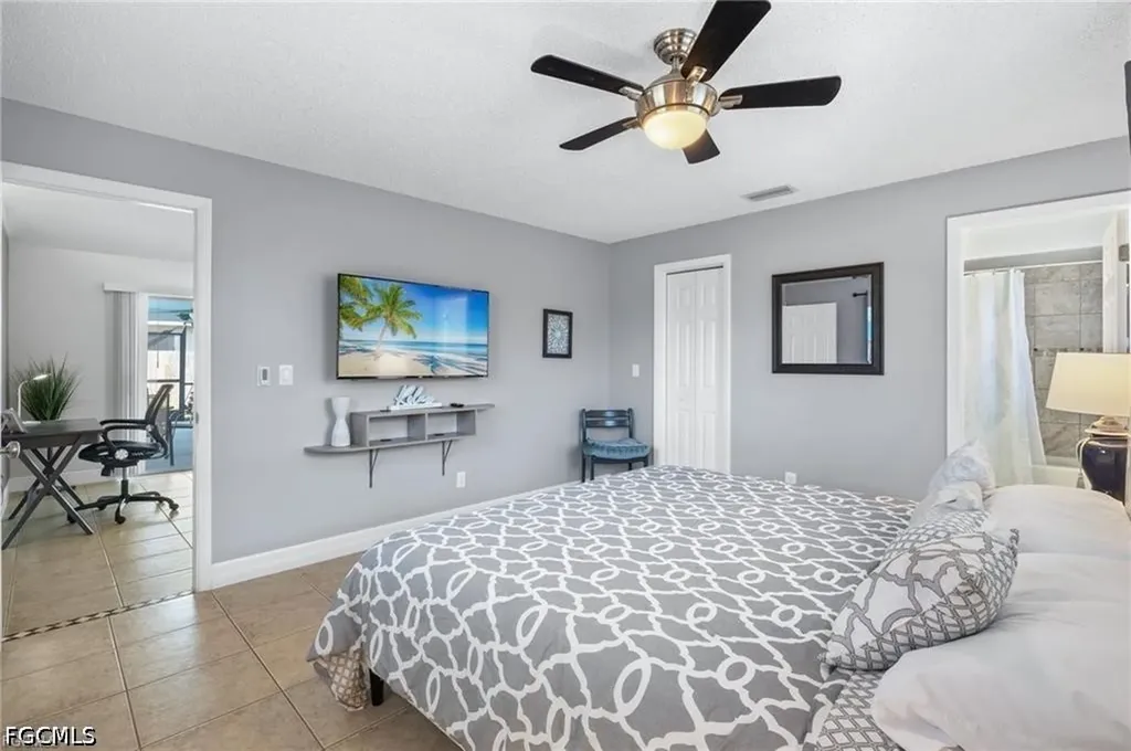 1015 SE 25th Lane Cape Coral FL 33904