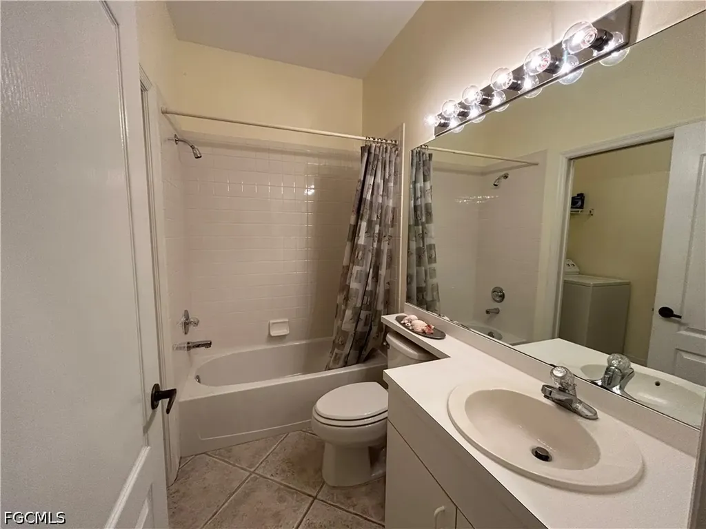 20726 Country Barn Drive Estero FL 33928