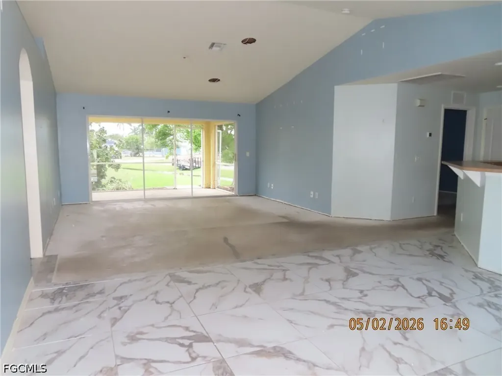 329 Oklahoma Avenue Fort Myers FL 33905