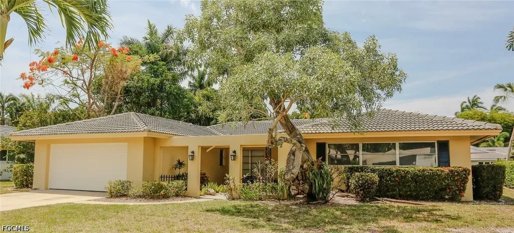 5654 Eichen Circle W Fort Myers FL 33919