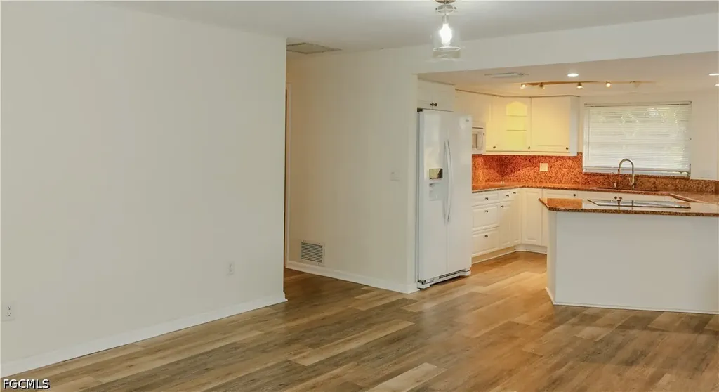 5654 Eichen Circle W Fort Myers FL 33919