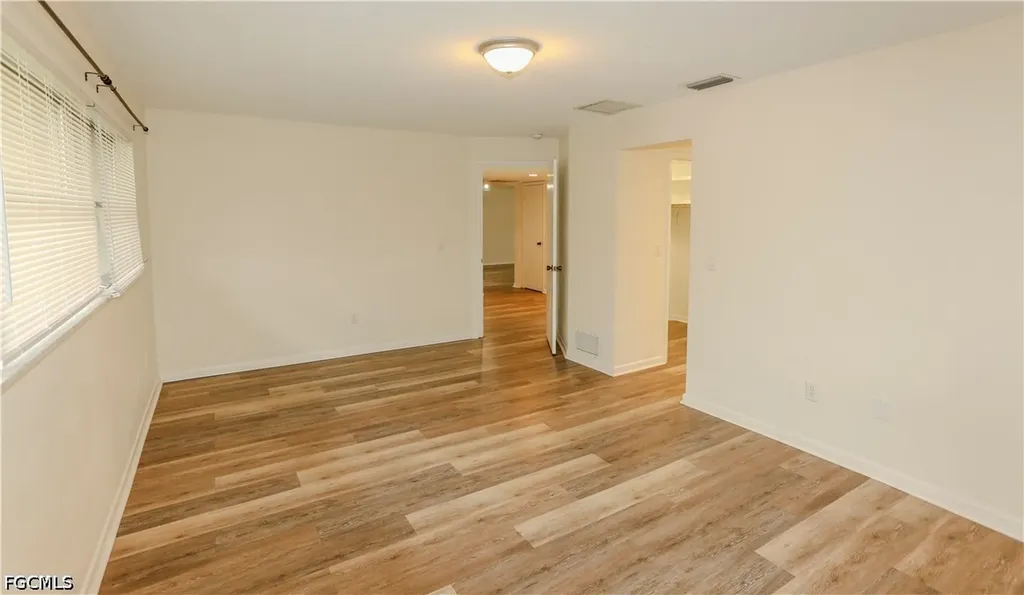 5654 Eichen Circle W Fort Myers FL 33919