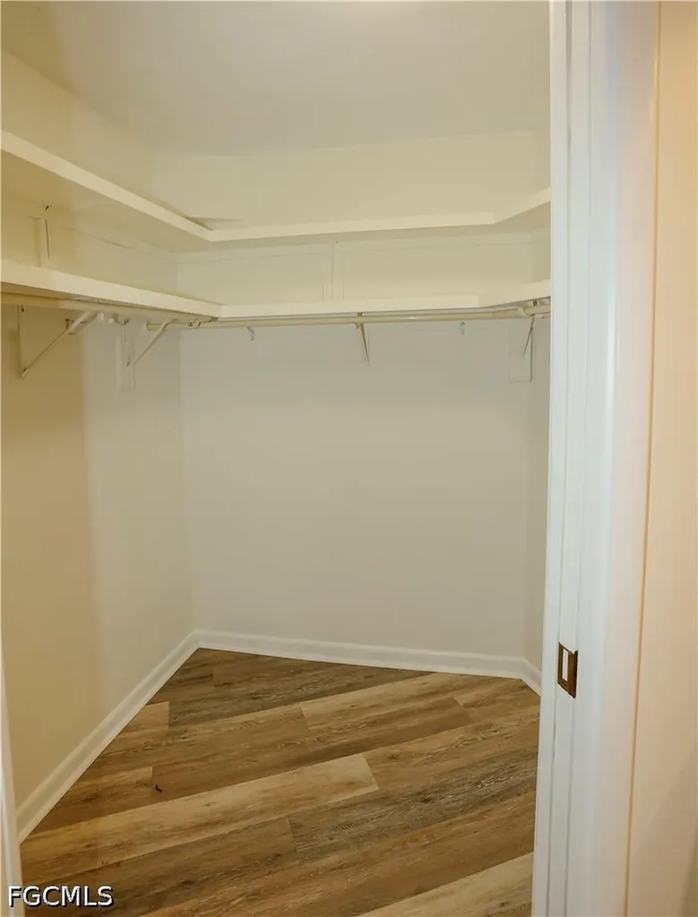 5654 Eichen Circle W Fort Myers FL 33919