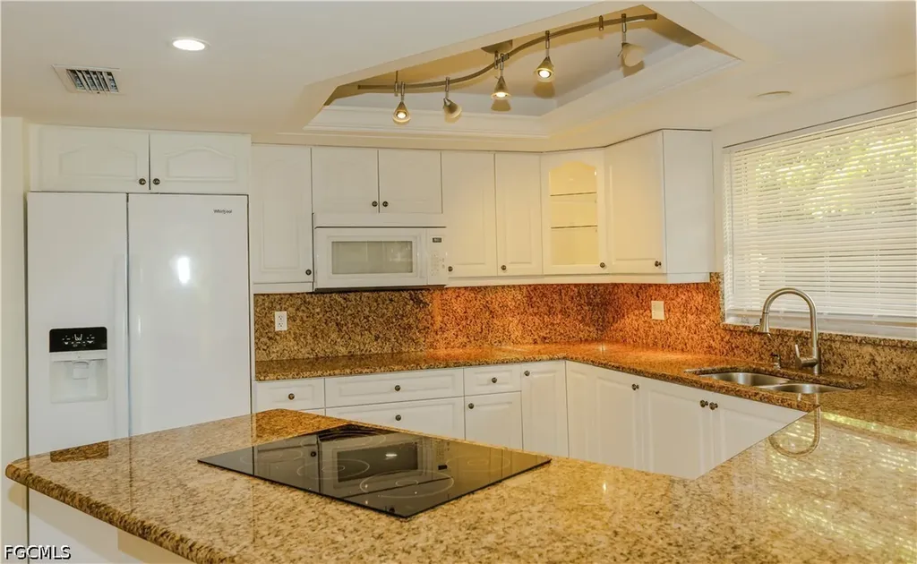 5654 Eichen Circle W Fort Myers FL 33919