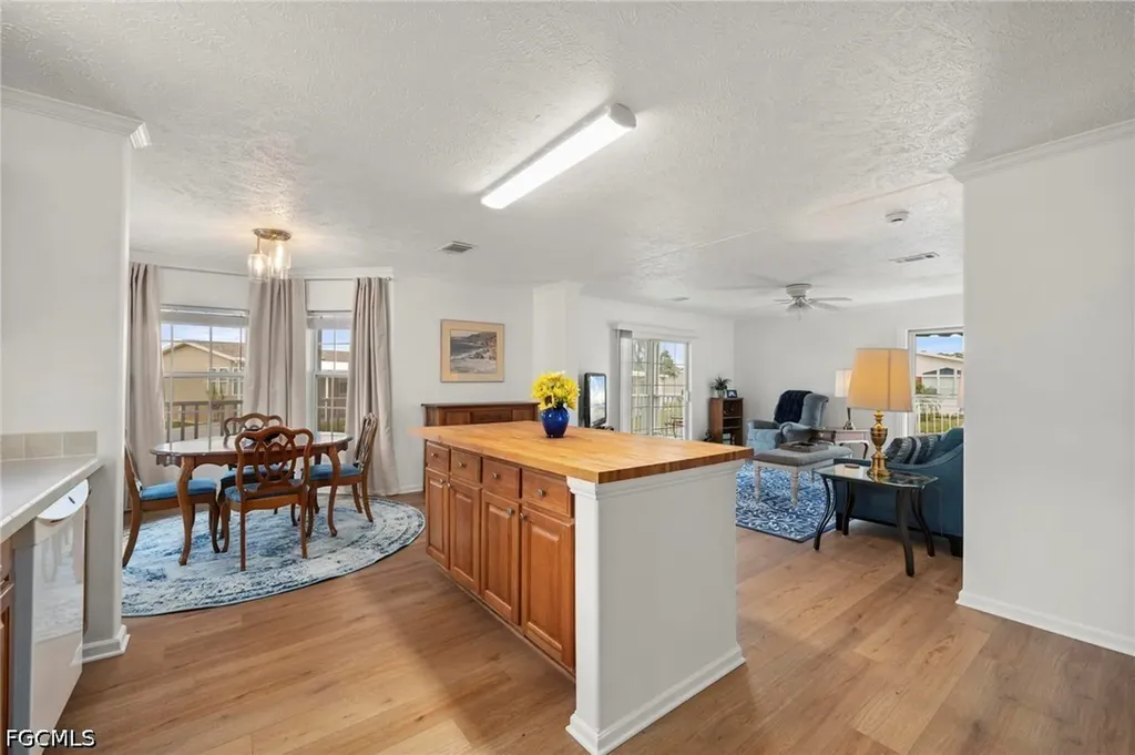 1000 Kings Highway Port Charlotte FL 33980
