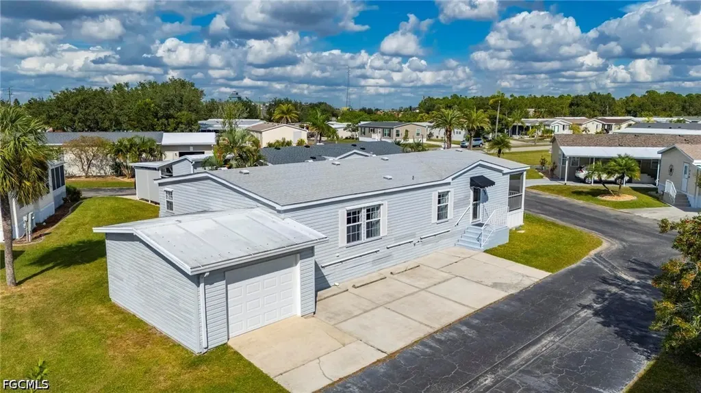 1000 Kings Highway Port Charlotte FL 33980
