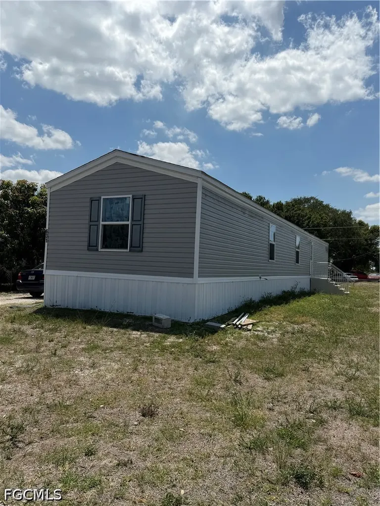631 Stanton Street Clewiston FL 33440