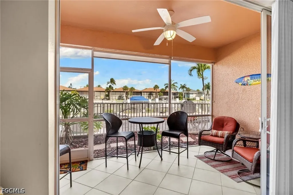 4566 SE 5th Place Cape Coral FL 33904