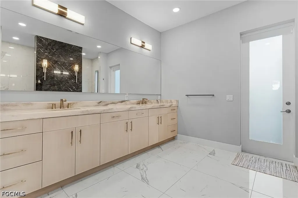 1729 NW 41st Avenue Cape Coral FL 33993