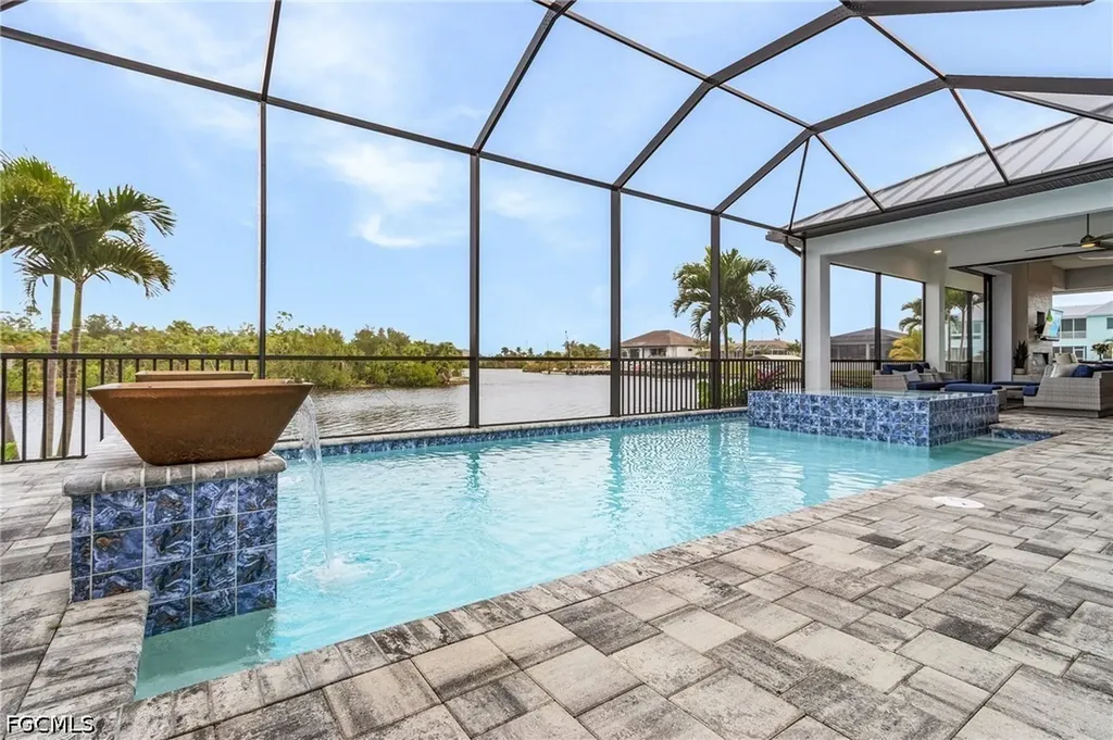 1729 NW 41st Avenue Cape Coral FL 33993
