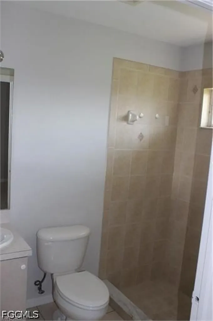 1817 Santa Barbara Boulevard Cape Coral FL 33991