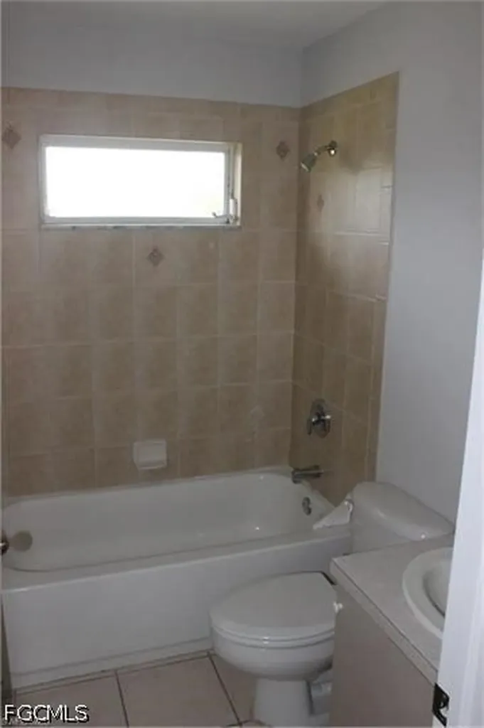 1817 Santa Barbara Boulevard Cape Coral FL 33991