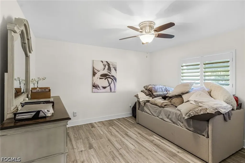 2607 SE 23rd Avenue Cape Coral FL 33904