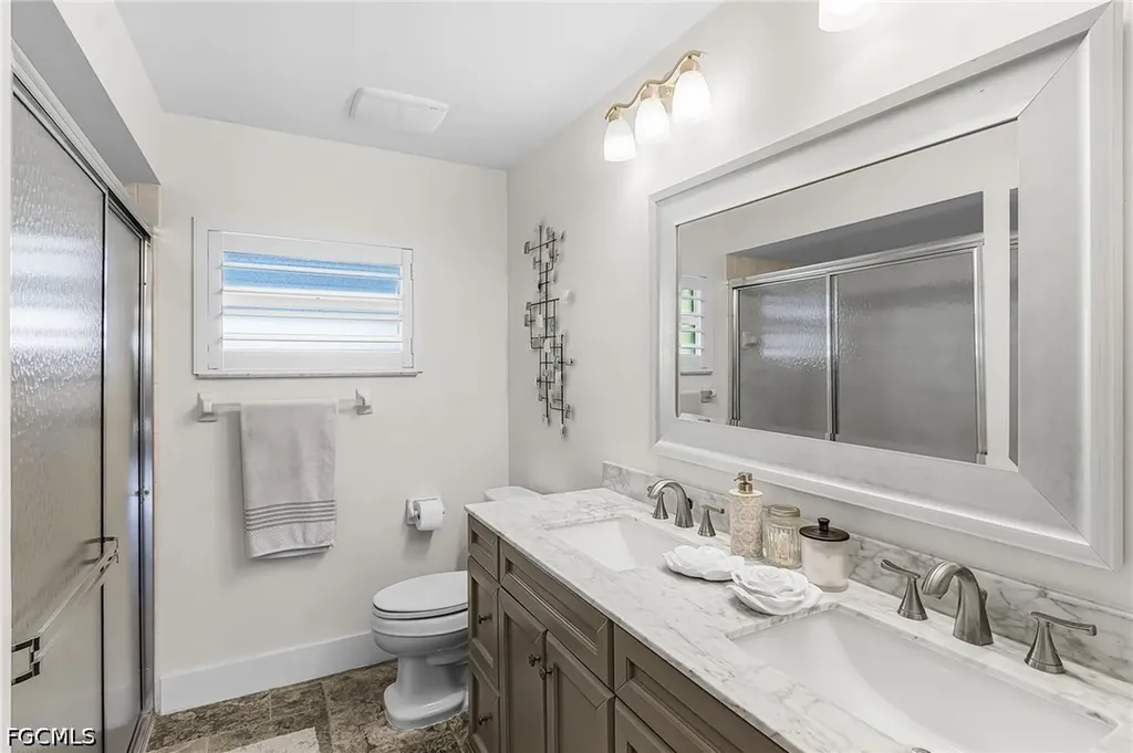 2607 SE 23rd Avenue Cape Coral FL 33904