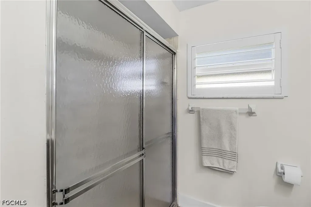 2607 SE 23rd Avenue Cape Coral FL 33904