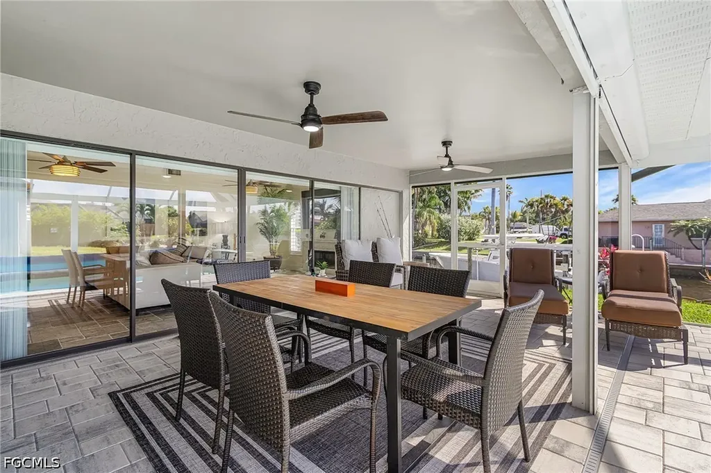 2607 SE 23rd Avenue Cape Coral FL 33904