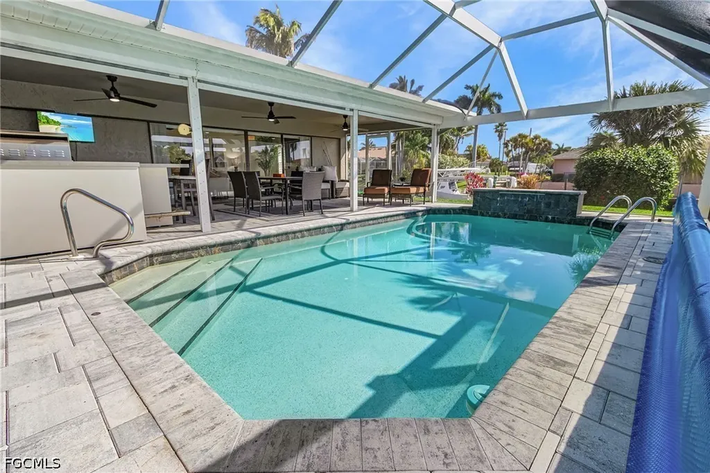 2607 SE 23rd Avenue Cape Coral FL 33904
