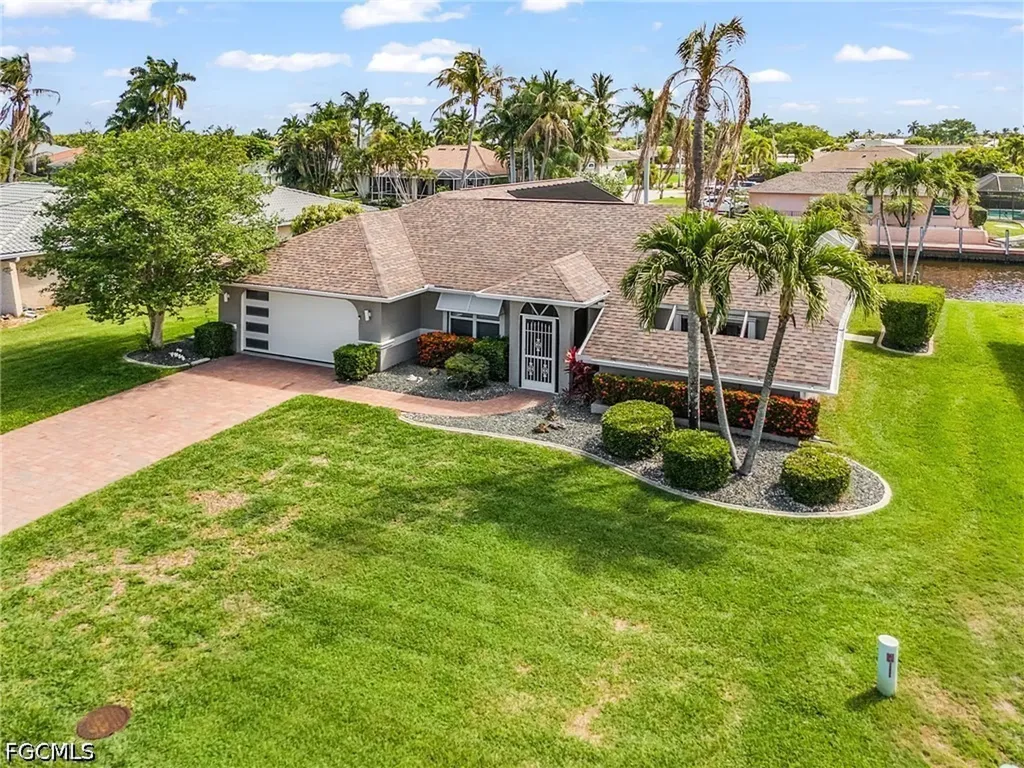 2607 SE 23rd Avenue Cape Coral FL 33904