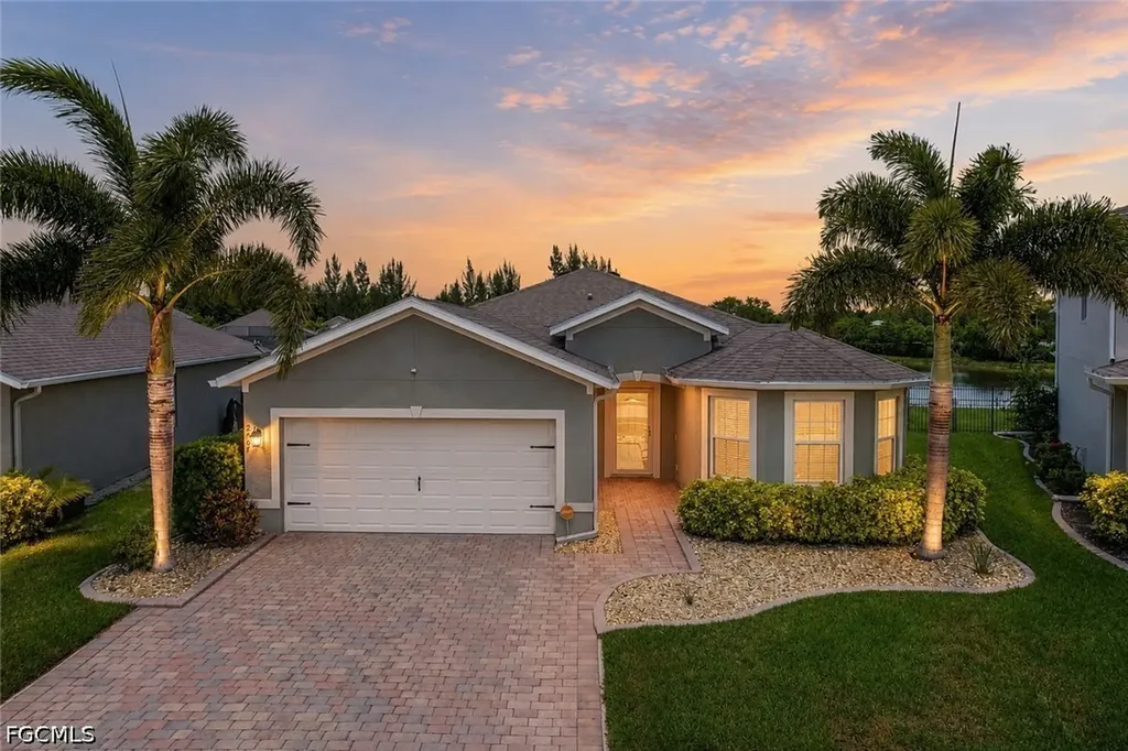 2707 Tarragona Court Cape Coral FL 33909