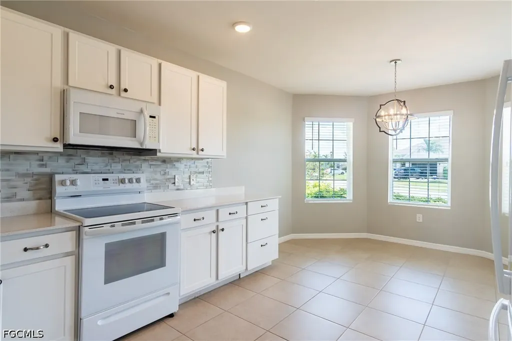 2707 Tarragona Court Cape Coral FL 33909