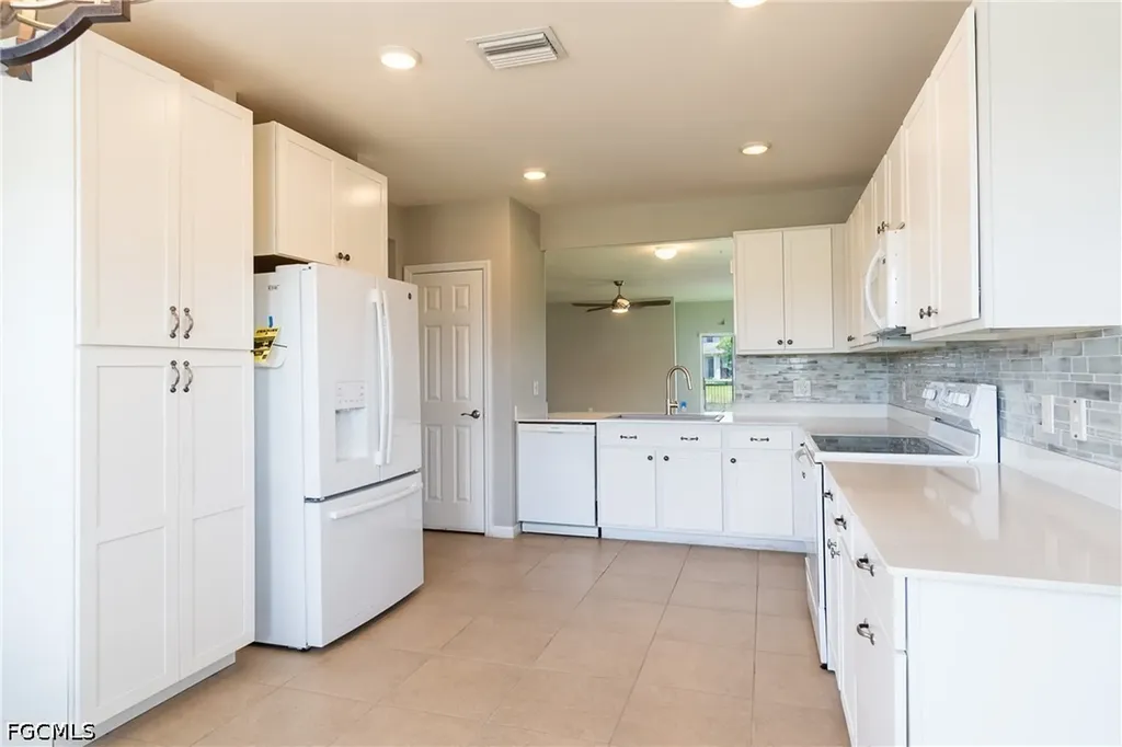 2707 Tarragona Court Cape Coral FL 33909