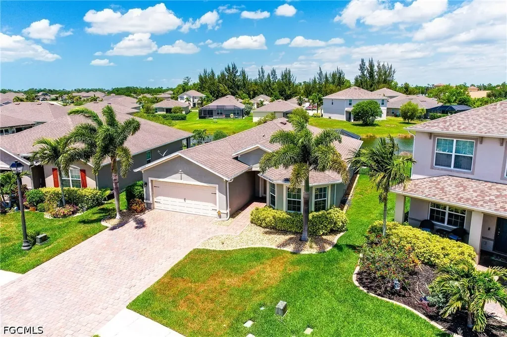 2707 Tarragona Court Cape Coral FL 33909